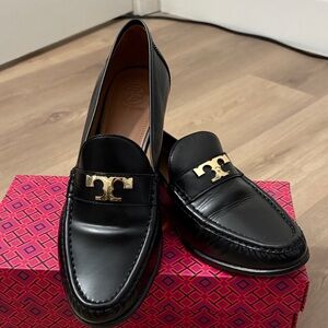 Tory Burch Black Leather Loafers with Gold Logo